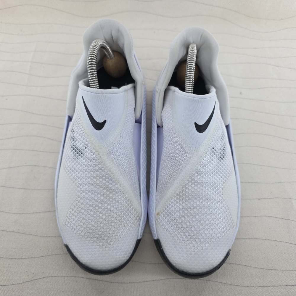 Nike Womems Go FlyEase Hands Free White Running Shoes Sneakers DR5540-102 Sz 7.5 - Picture 3 of 13